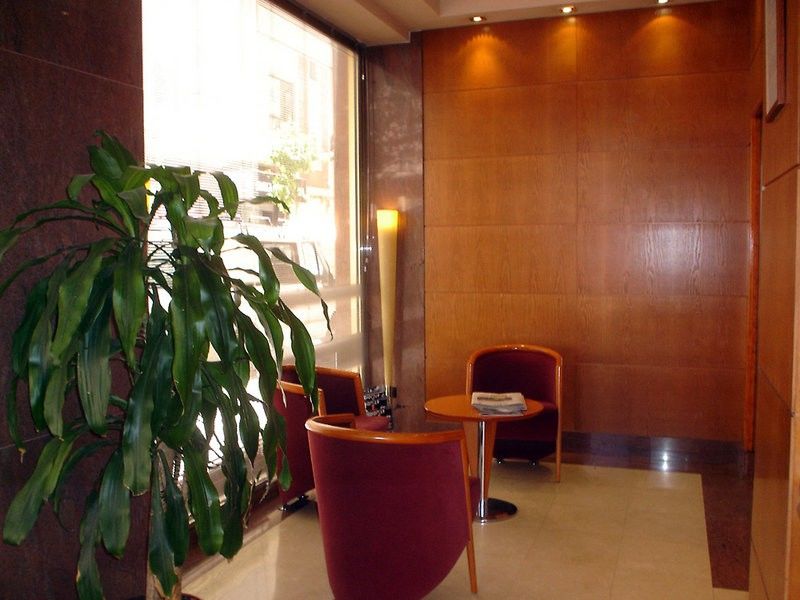 فندق فالنسيافي  فندق ميديتيرانيو المظهر الخارجي الصورة